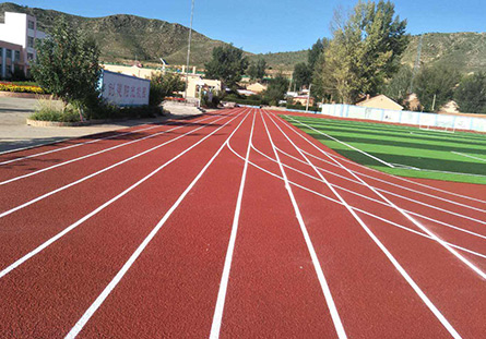 中小学校园的标准跑道——鞍山塑胶跑道，有什么优势？